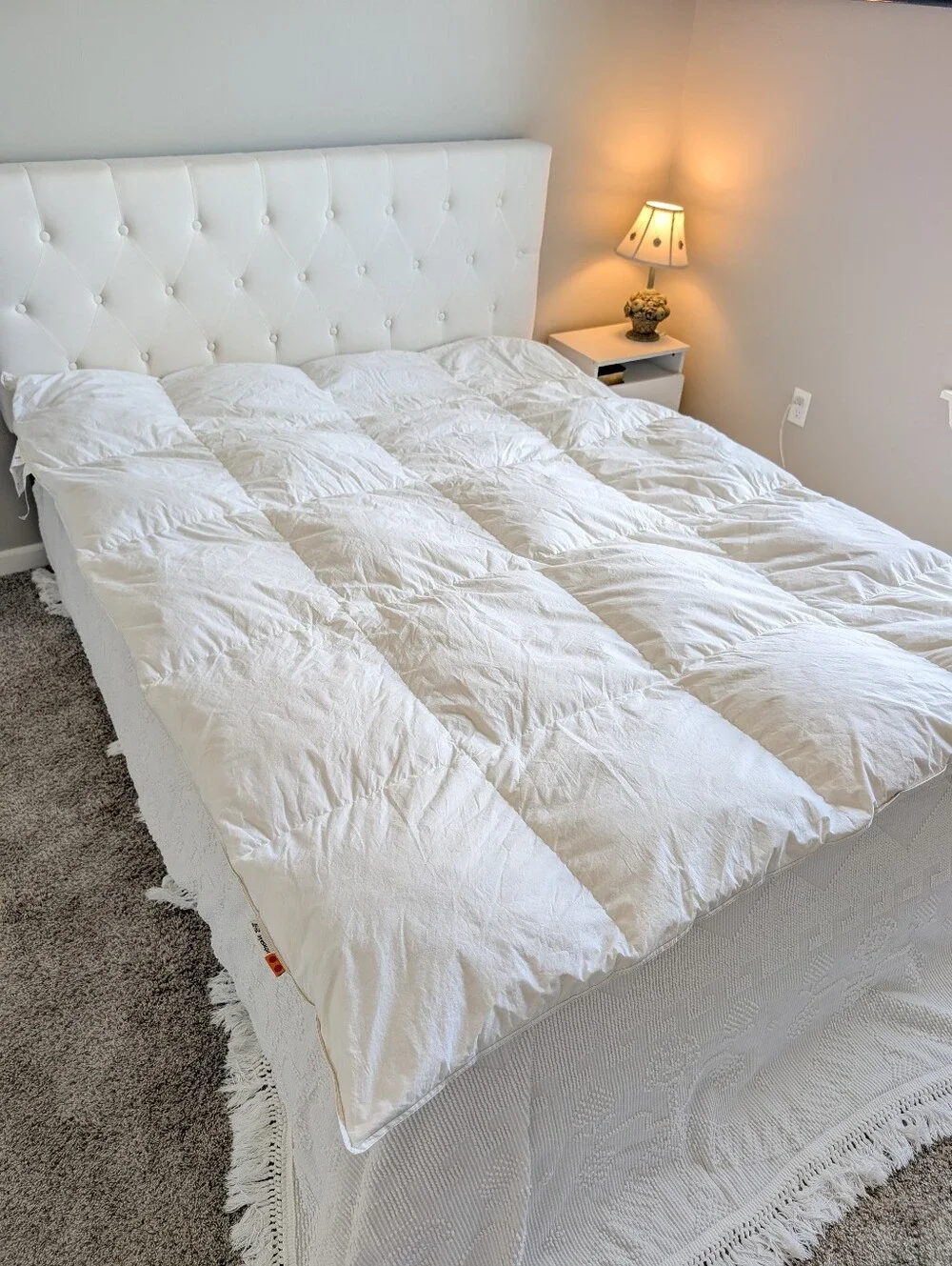 IKEA Hönsbär Twin Cream Beige Quilted Cotton Duck Feathers Down Comforter